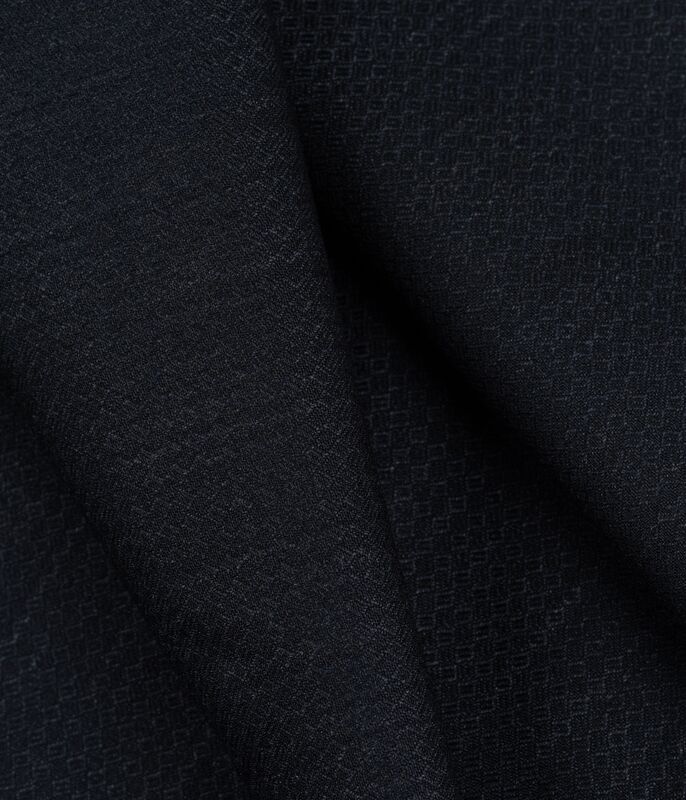 LW70%002_03 LW70%002_03